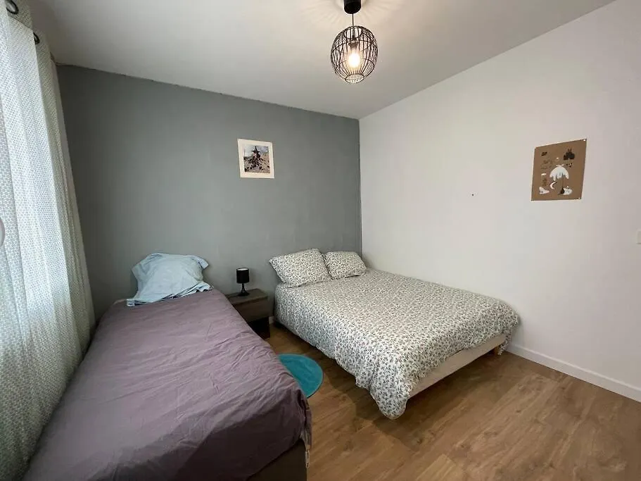 Maison 10 Personnes Gragnague 0*,  France