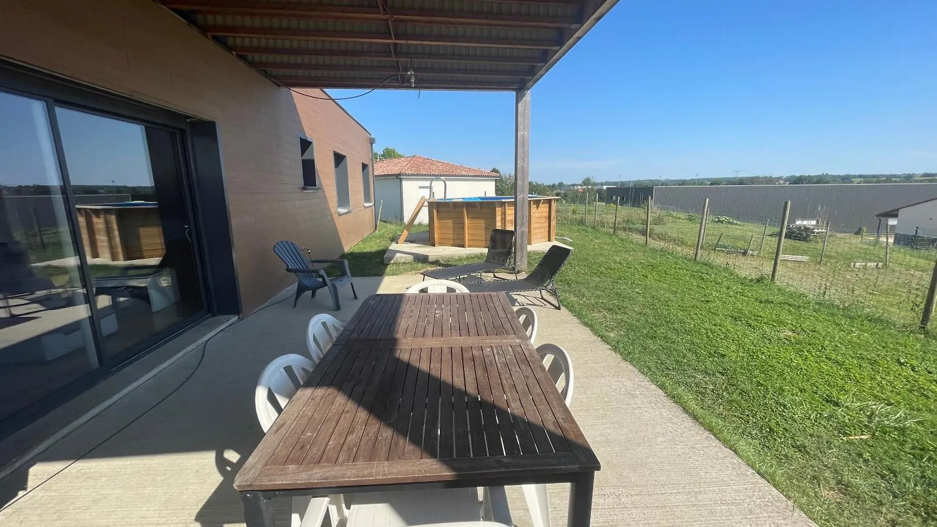 Maison 10 Personnes Gragnague Holiday home